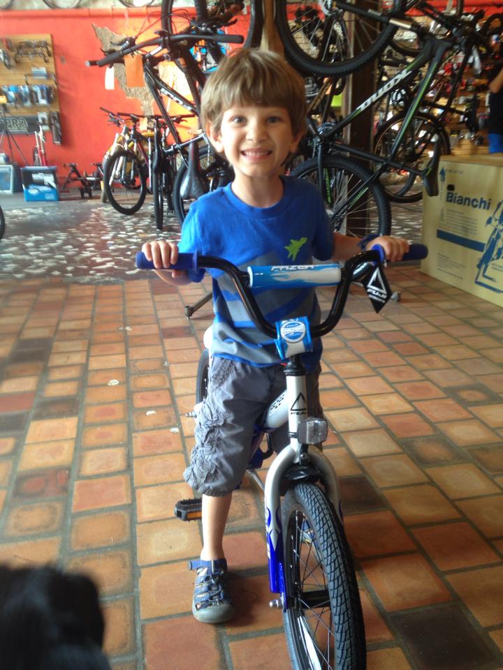 Franklin with his new Fuji Fazer! Looking Good!