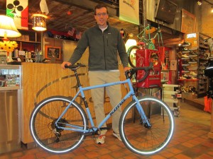 Andrew with his new Kona Sutra LTD. Looking Good!